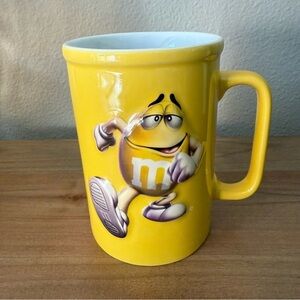 💙M&M’s 2006’ yellow collectible mug